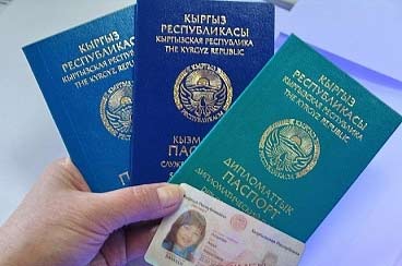 Існуючий Закон узбецької республіки дозволяє отримати громадянство за власним клопотанням