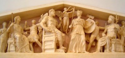 Релігія відігравала важливу роль в повсякденному житті стародавніх греків