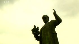 Пам'ятник маршалу Конєву в празькому районі Дейвіце (Фото: Чеське телебачення)   Тільки деякі ветерани вважають, що нічого міняти не варто