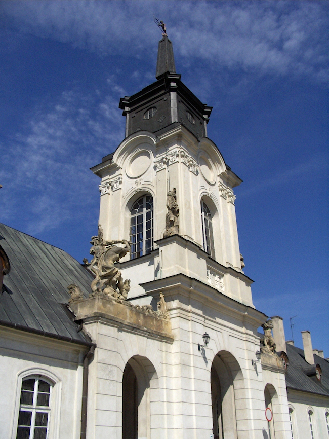 Дворцово-парковый комплекс в Радзыне-Подляском был окончательно сформирован в 1750 - 1759 годах для литовского генерала артиллерии, маршала королевского трибунала Евстахия Потоцкого и его жены Марии Кётской - Потоцкой