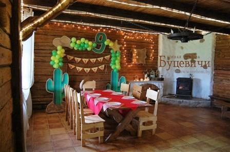 Святкове оформлення залу - 55 рублів