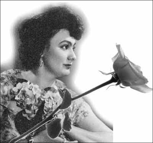 Адже в останні роки її ніхто не сприймав інакше, як примхливу жінку похилого віку глибоко під сімдесят, та ще зі звичкою до нахилам прямо з ранку