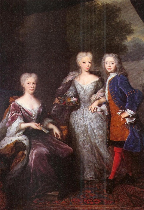 Marie Louise, weduwe van stadhouder Johan Willem Friso met haar twee kinderen