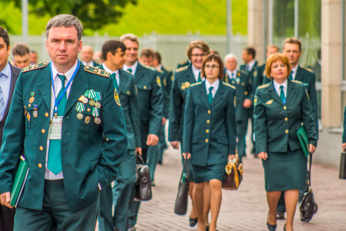 Серед учасників колегії в Коломиї багато дівчат-офіцерів, багато з них мають урядові нагороди