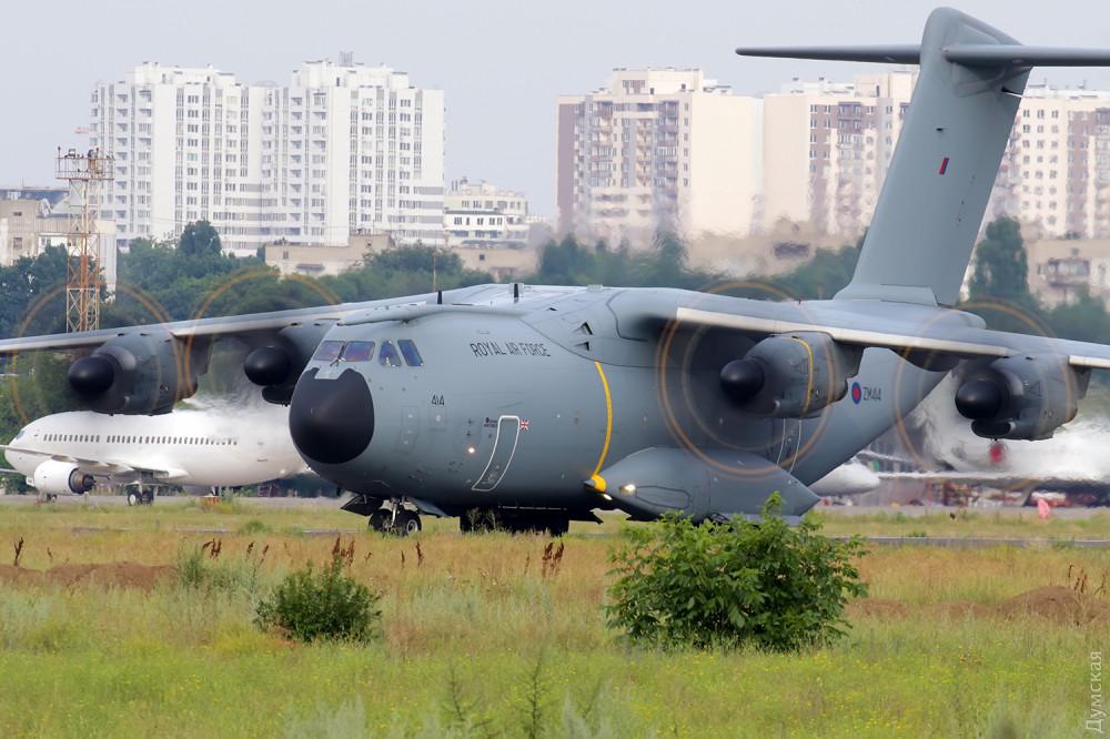 Прибулі до Одеси британські військовослужбовці можуть бути бійцями Special Boat Service - підрозділи спеціального призначення Королівського ВМФ Великобританії