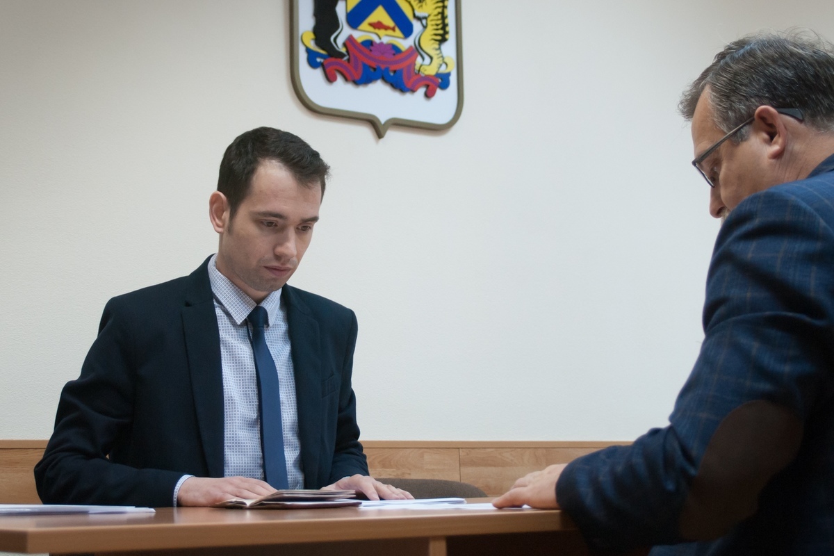 Це Леніну добре жилося в Швейцарії, а тобі в Хабаровську буде не дуже