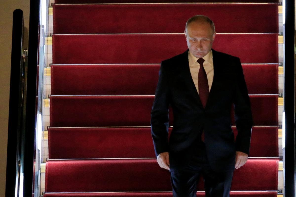 Знайдений документ колись дозволяв російському автократові їсти в їдальні німецьких спецслужб, але не тільки це