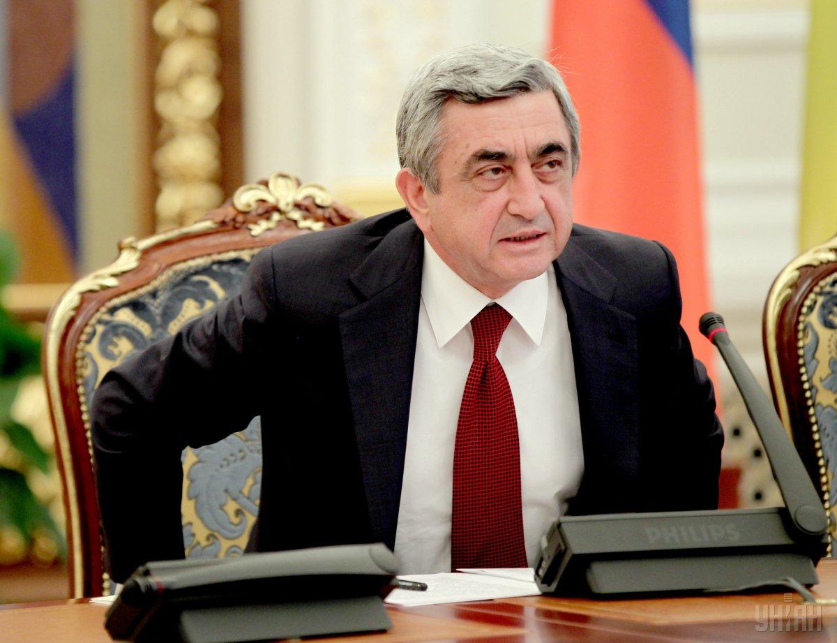 15:31, 23 квітня 2018   світ   8774   Саргсян зазначив, що протести на вулицях спрямовані проти нього, тому він прийняв рішення піти у відставку