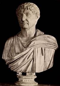 На Заході (згодом Західна Римська імперія) одночасно правили двоє: Августом був Максиміліан, який правив в Медіолане (сучасний Мілан), а Цезарем був Констанцій Хлор, який правив в Галлії та Британії