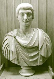 Він був одноосібним правителем Римської держави, і це був перший римський імператор, який не просто допомагав християнам, але і проголосив християнство офіційною релігією Риму