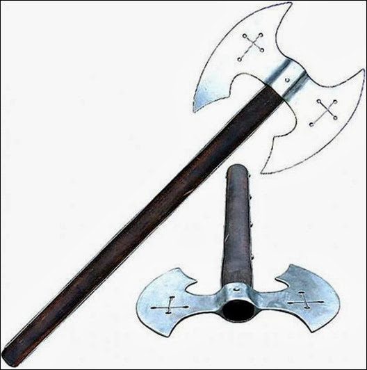 Техніка роботи їм дозволяє рубати на два напрямки, не розгортаючи леза, а також легко виконувати «зустрічають», схожі на точкових, удари вперед, спрямовані на відбиття прямих атак