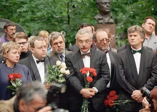 Останнім часом завдяки Інтернету в грі стали брати участь тисячі людей з десятків країн, і все це було дітищем Ворошилова