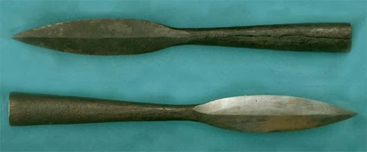 Наконечники сулицю черешкові і втульчатиє