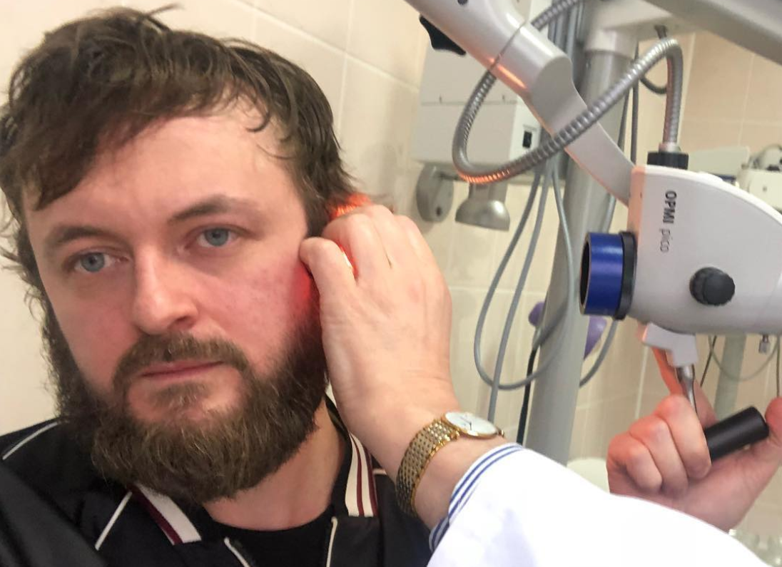 Співак розповів, що проведе в лікарні всі новорічні свята