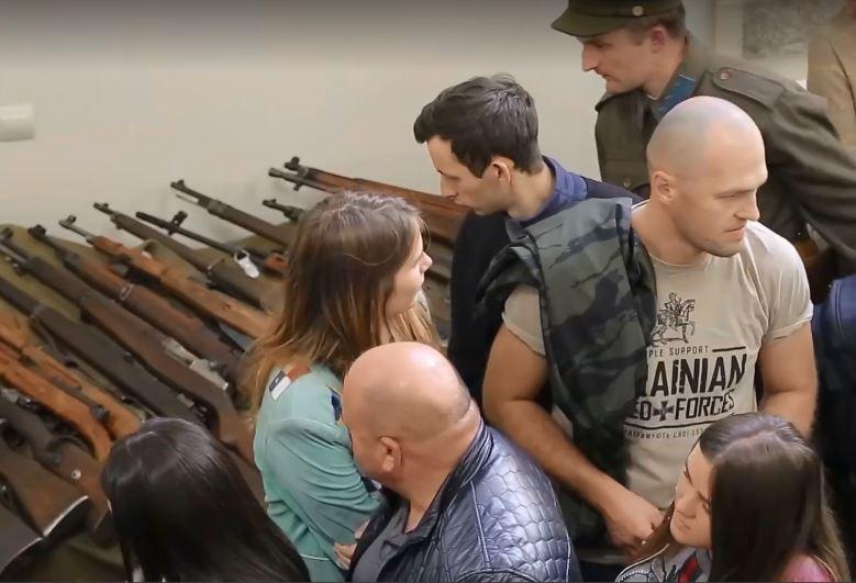 Будівля, яку майже 30 років займав російський культурний центр, передали українським бійцям