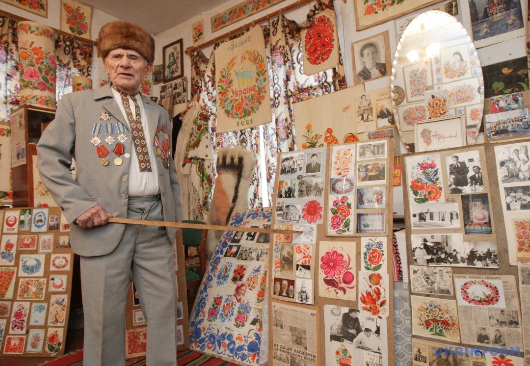 В поселке Петриковка никогда не было крепостного права, раньше здесь располагались зимовщики казаков   Укринформ продолжает проект Семь дней в регионе