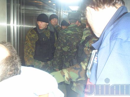 Однак після бійки його все ж забрали до Лук'янівського СІЗО