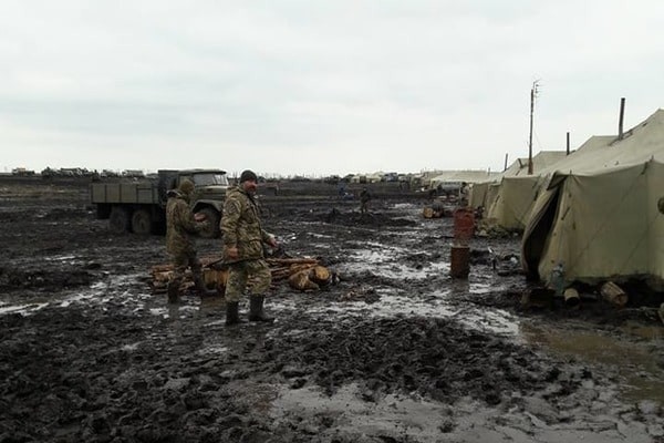 Інші втомилися від бездонної бочки армійської неефективності