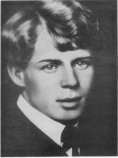 (1895-1925)   Сергій Єсєнін   народився в селянській родині, в селі Константинові Рязанського повіту Рязанської губернії