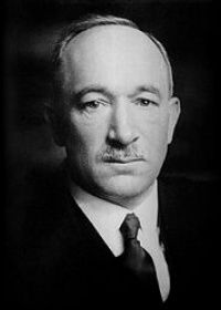 Едвард Бенеш   Давайте послухаємо уривок з передвиборчій промові доктора Едварда Бенеша в 1929 році, який займав тоді пост міністра закордонних справ Чехословаччини, а пізніше, в 1935 році став президентом республіки