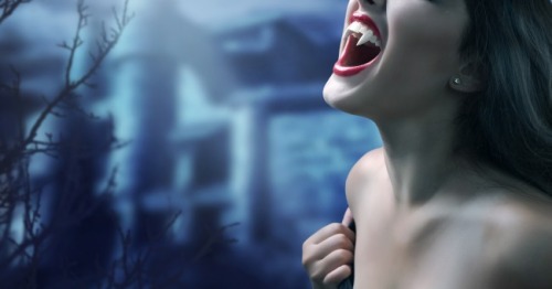 Іншими словами, факт існування вампірів на обличчя, просто сприймати їх потрібно не як смертельно небезпечних звірів, а як звичайних людей, які просто харчуються кров'ю