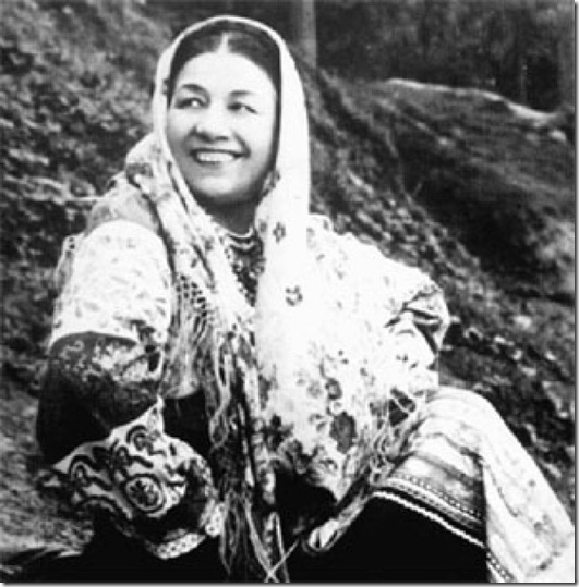 ВОДА, ВОГОНЬ І МІДНІ ТРУБИ