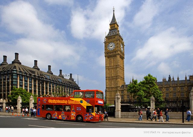 Біг-Беном прийнято називати годинну вежу біля Лондонського будівлі парламенту