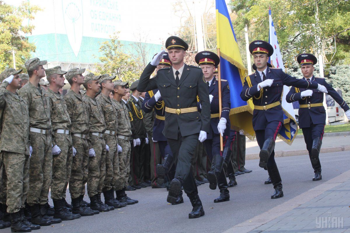 У Генеральному штабі Збройних сил України відзначили, що продовження терміну призову дозволить прізовнім комісіям якісніше провести медогляди і відібрати призовників
