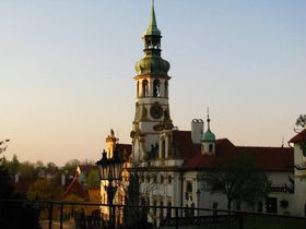 Лорета (Фото: Христина Макова, Чеське радіо - Радіо Прага)   Ось до нас підходить жінка