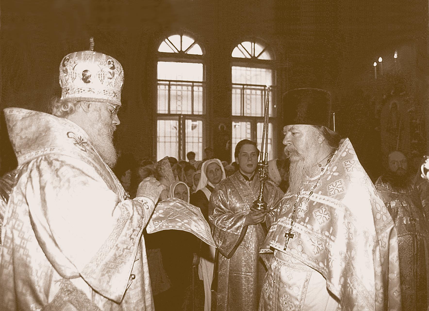 П'ятиглав'я було замінено однією главою;  споруджена нова, вище колишньої, дзвіниця;  підлога викладена гранітними плитами;  відновлено ганок;  замінені віконні рами