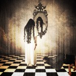 Легенда про Кривавої Мері відома у всьому світі, зокрема в Росії ходить легенда про   пікової Пані   , Вона є прообразом Кривавої Мері, її також викликають стоячи біля дзеркала і повторюю три рази фразу «Пікова Дама, прийди