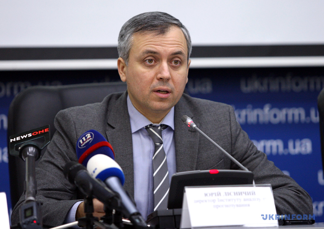 Переважна більшість українців готові взяти участь у виборах президента і нового парламенту, які мають відбутися в наступному році