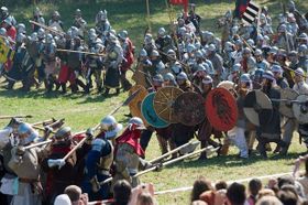 - Історія цієї пищали бере початок в XV столітті, у другій половині, і можна сказати, що цей винахід був тоді дуже прогресивним, тому що заряджати гармату ззаду почали тільки ще через три століття