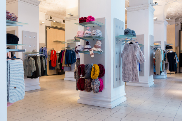 Адже зараз ми будемо вивчати попит і наповнювати зали новими і новими брендами, які будуть відповідати очікуванням наших гостей »