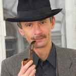 Ігор Плисюк, журналіст, Одеса   Молода людина, вас таки правда цікавить, що в Одесі думають за ці вибори і як у нас готуються до чергового тріумфу демократії