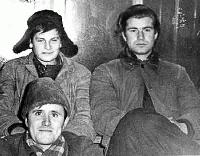 Бабуся у мене перевіряла - в галереї її портрет, до речі, є, - іноді вона всипала мені