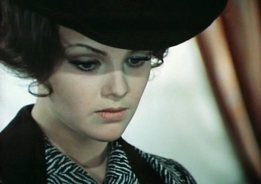 1981 Бережіть жінок   +1982 Сонячний вітер   Тисяча дев'ятсот вісімдесят п'ять Грядущому століття