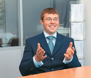 Це пов'язано з посиленням банківських вимог до позичальника або усвідомленням позичальниками ризиків і більш адекватною оцінкою ними своїх можливостей