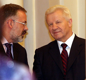 Два майстри політичних інтриг - Дмитро Табачник і   Олександр Мороз