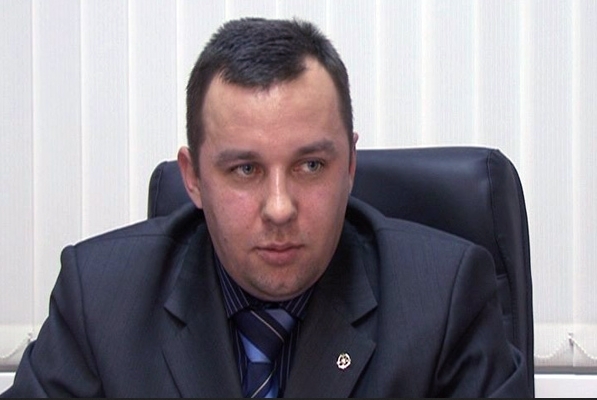 У день затримання 12 березня організатори маршу поширили в соцмережах скан доповідної записки начальника Центру з протидії екстремізму полковника Олексія Трифонова, в якій він пропонує керівнику обласного ГУ МВС Григорій Ткаченко вжити заходів щодо «найбільш активних громадян», які взяли участь в демонстрації