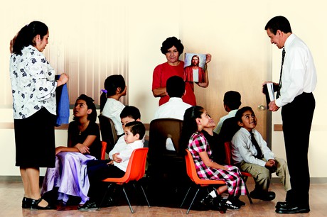 Обсудите причины, по которым мы должны благодарить Небесного Отца за все наши благословения