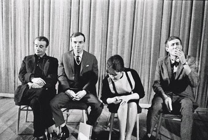 «Зараз ви почуєте краще, що є в російській мові, - Беллу Ахмадуліну», - так відрекомендував поетесу своїм американським студентам   Йосип Бродський