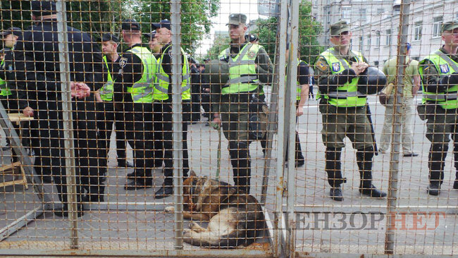 У зв'язку з проведенням масових заходів 9 травня в Києві перекрито ряд вулиць і одну площу