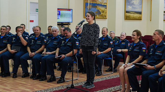 За словами міністра оборони РФ Сергія Шойгу, таке рішення було прийнято через велику кількість заяв