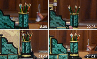 На фотографіях два і три, які були зняті 18 і 23 серпня, однакові олівці коштують в одному і тому ж порядку