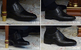 Швидше за все, тільки фотографія від 22 серпня було зроблено в інший день