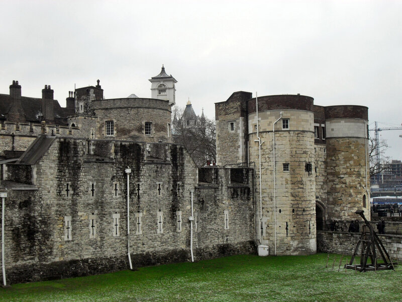 Далі кілька фрагментів Тауера неподалік від входу в нього