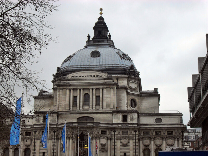 І на завершення кілька поглядів на всі боки від Вестмінстерського абатства