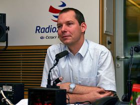 Петро Кратохвил, Фото: Алжбети Шварцова, Чеське радіо   - Це - складний аспект, оскільки подібне питання в ході дослідження громадської думки зазвичай не задається