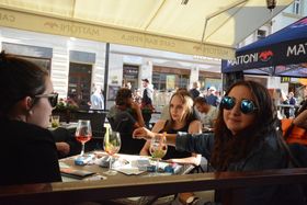 Фото: Ева Туречкова   Аналіз проводився з метою виявити, як на поведінку відвідувачів питних закладів вплинув заборона на куріння в громадських місцях, введений в Чехії рік тому